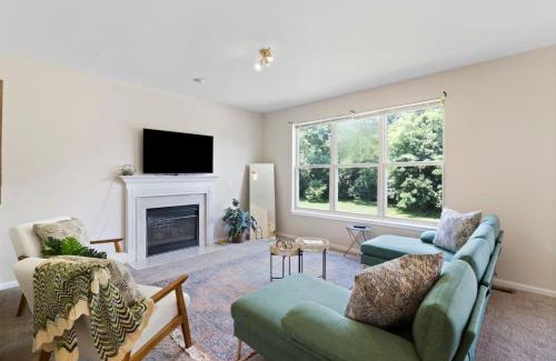 Mitchell House | Quiet Suburban Home with Art Deco Flair