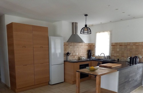 Sillans-la Cascade House | Quiet villa with swimming pool in Sillans-la-cascade