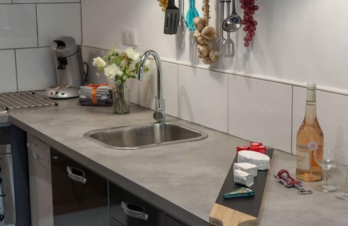 Sauveterre-la-Lemance Other | Quietly situated, Perigord Noir. Adults only.