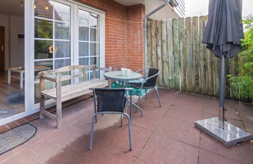Westeraccumersiel Apartment | Quietly located ground floor apartment "Klein Kluntje"