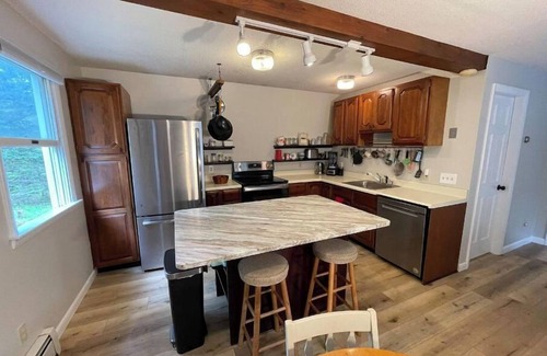 Bass Harbor House | QUIETSIDE by LIGHTHOUSE - on a 2 acre wooded lot.