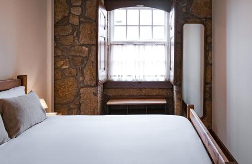 Lamego Bed & Breakfast | Quinta da Portela - Casa Visconde Arneiros - by RowdHouses