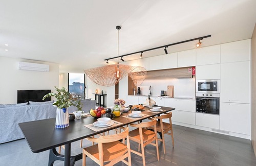 Guilhofrei Apartment | Quinta Leitão IV T3 with pool by Sé Apartamentos