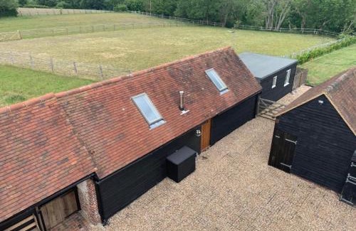 St Leonards-On-Sea Apartment | Quirky Barn Conversion Crowhurst Battle