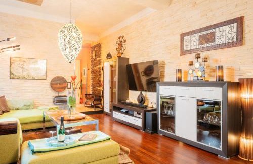 Friedrichshain-Kreuzberg Apartment | quit and central designer loft with elevator