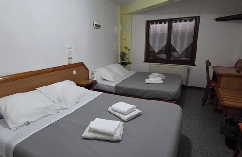 Pierrefitte-Nestalas Hotel | Résidence des Touristes