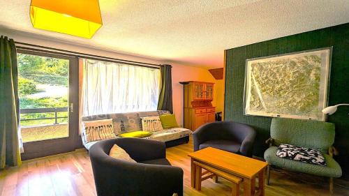 Puy-Saint-Vincent Apartment | Résidence Les Eyssalarettes - Charmant appartement T3 avec balcon 4/6 personnes MAE-6821