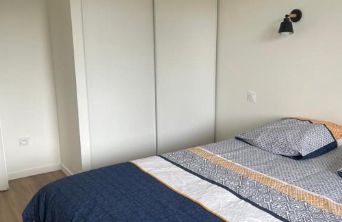 Venissieux Apartment | Résidence Pelloutier A