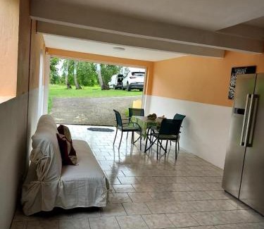 Le Moule Apartment | Résidence Prune café