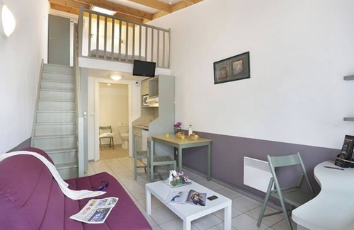 Merville Apartment | Résidence Résid'price ST6