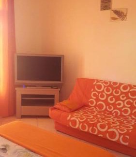 Grand-Bourg Apartment | Résidence rose Cannelle