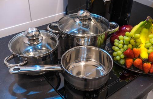 Ruettenscheid Apartment | RüSuite - Messe Essen I King Size Bed I 75 Zoll TV