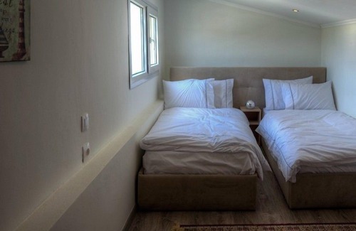 Haniotis Villa | R 1257 Elegant Villas - Superior Sea View Villa - Garden View - Outdoor Jacuzzi & XBOX on request