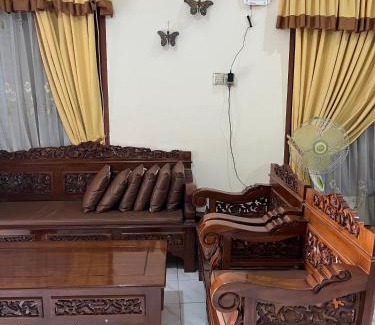 Padang House | Rabani House - Mentawai Tour Package, Airport Transport, Sumatra Local Touch,