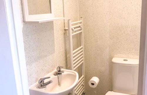 Blakeney Apartment | Rabbits Warren, A 2 Bed Holiday Let in The FOD