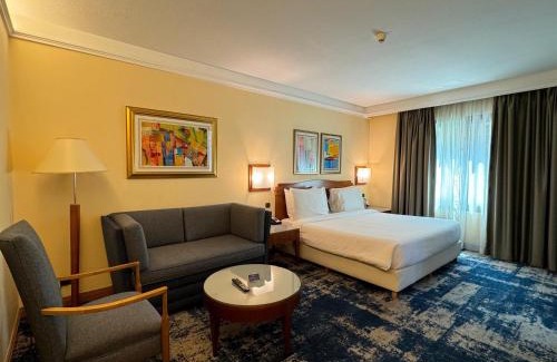 Ain Al Mraiseh Hotel | Radisson Blu Martinez Beirut