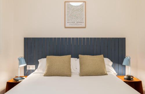 Collblanc y La Torrassa Apartment | Rafael Apartment by Olala Homes