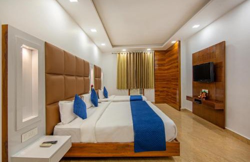 Karol Bagh Hotel | Rahul Palace By Golden Tree