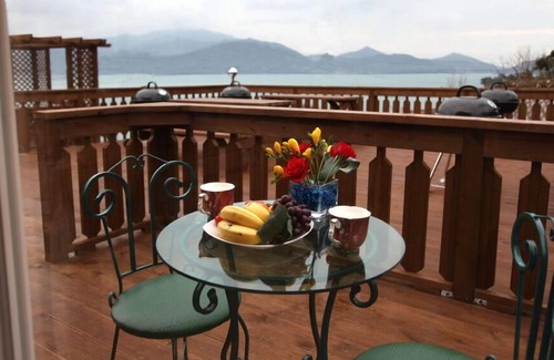 Namhae Apartment | Rainbow Hill Pension