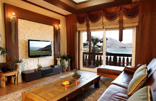 Namhae Apartment | Rainbow Hill Pension