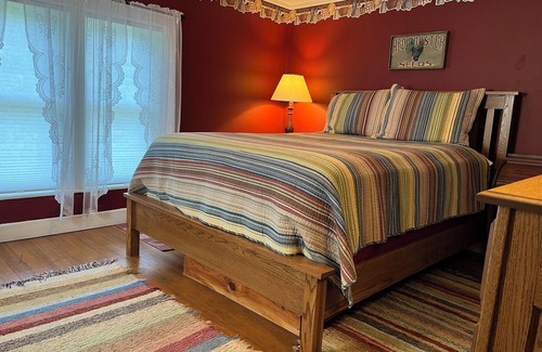 Onalaska Bed & Breakfast | Rainbow Ridge Farms Bed and Breakfast Onalaska/La Crosse