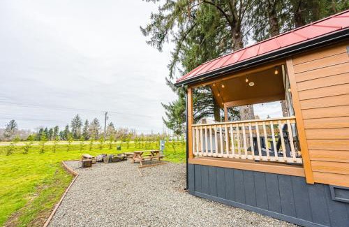 Forks Apartment | Rainforest Tiny Home Retreat Industrial 26