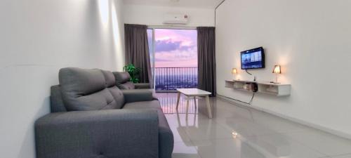 Larut Apartment | Rainy Sanctuary Homestay With Netflix - 1 Parking