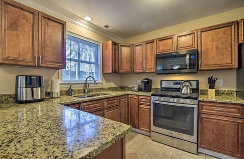 Northeast Raleigh House | Raleigh Home Near Dining + Shops!