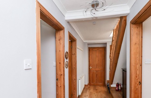 Gatehouse-of-Fleet Cottage | RALSTON COTTAGE, pet friendly, with a garden in Gatehouse Of Fleet