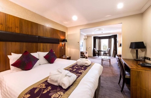 Cheltenham Hotel | RAMADA BY WYNDHAM CHELTENHAM