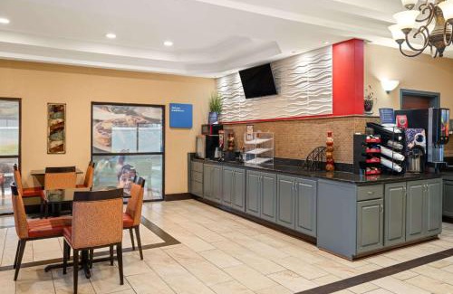 Locust Grove Hotel | Ramada by Wyndham Locust Grove