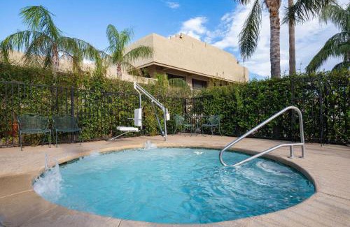 Downtown Tucson Hotel | Ramada by Wyndham Tucson