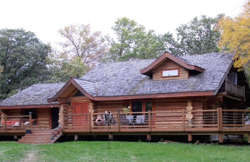 Sanford House | Ranch O Relax O , Manitoba's best kept secret !