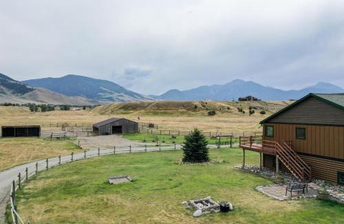 Livingston House | Rancho Deluxe Lodge