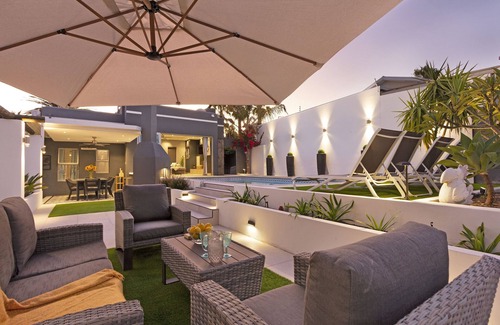 West Beach House | Rancho Relaxo