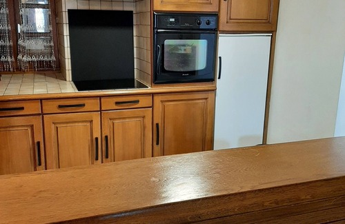 Castelnau-de-Mandailles House | Randonnée portes de l'Aubrac Vue sur Lac, Vallée du lot, 4 pers, (2 bedrooms)