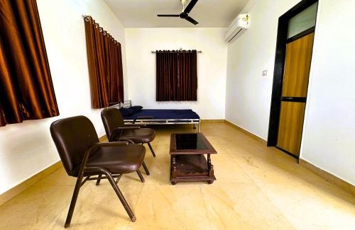 Bhuj Hotel | Ranjan Vadi