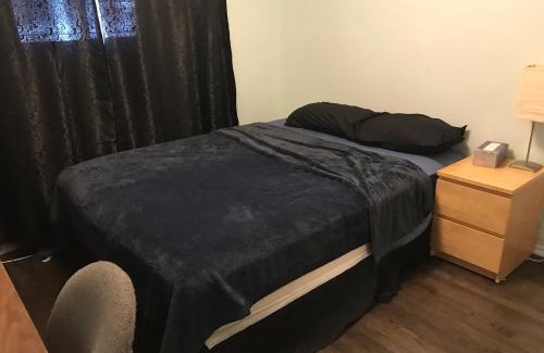 Marlborough House | Ranny's Private Rooms