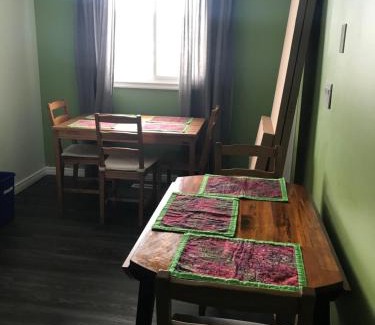 Marlborough House | Ranny's Private Rooms