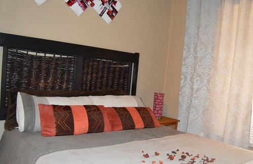 Moses Kotane House | Rantsho Lifestyle Guesthouse