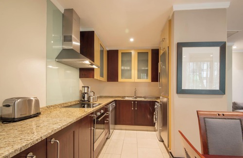 Sandown House | Raphael Penthouse Suites