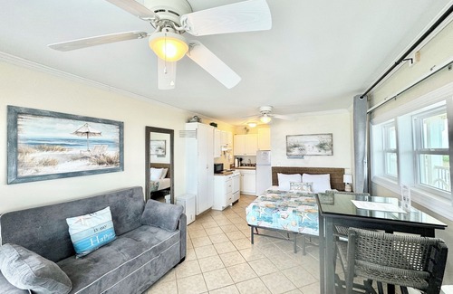 Atlantic Beach Condo | RARE OCEANFRONT CONDO W/PANORAMIC OCEAN & SUNSET VIEW PRIVATE BEACH ACCESS WiFi