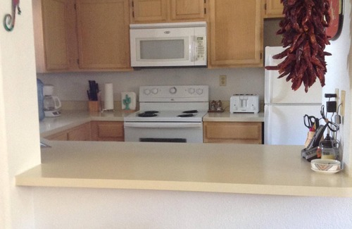 Tucson Condo | Rare Ventana Canyon Intimacy, Heated Pools, Tennis