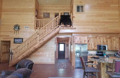 Longville House | 🌲 Rare Woodland Retreat