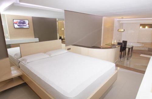 Mae Luiza Hotel | Raru's Motel Via Costeira (Adult Only)