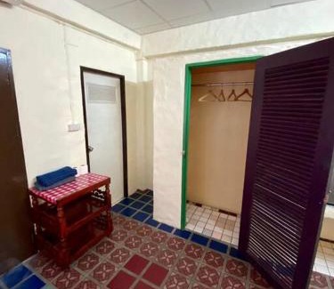 Bang Phlat Apartment | Ratanawong Place 406