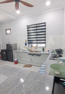 Kampung Telaga Mengkudu House | Raudhah Homestay Tasek Kuala Terengganu