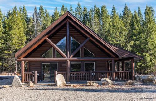 Valemount House | Raven