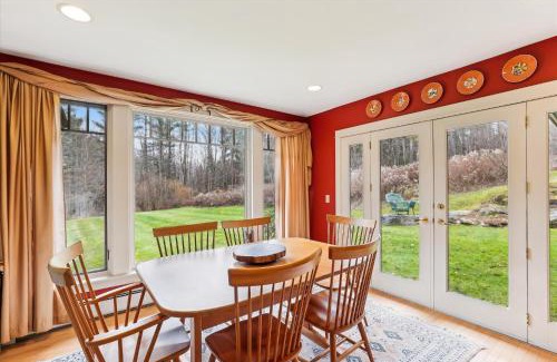 Stowe Hollow House | Raven's Nest