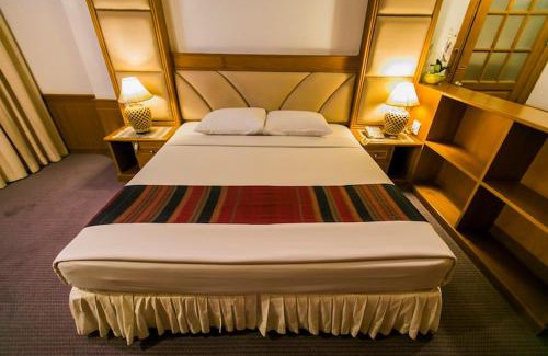 Nai Mueang Hotel | Raya Grand Hotel